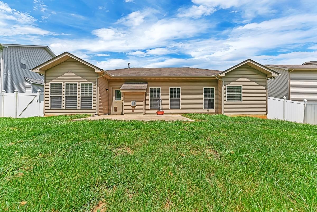 1421 Dempsey Road Knoxville, TN 37932 - Photo 17 of 18 Gallery Image 17