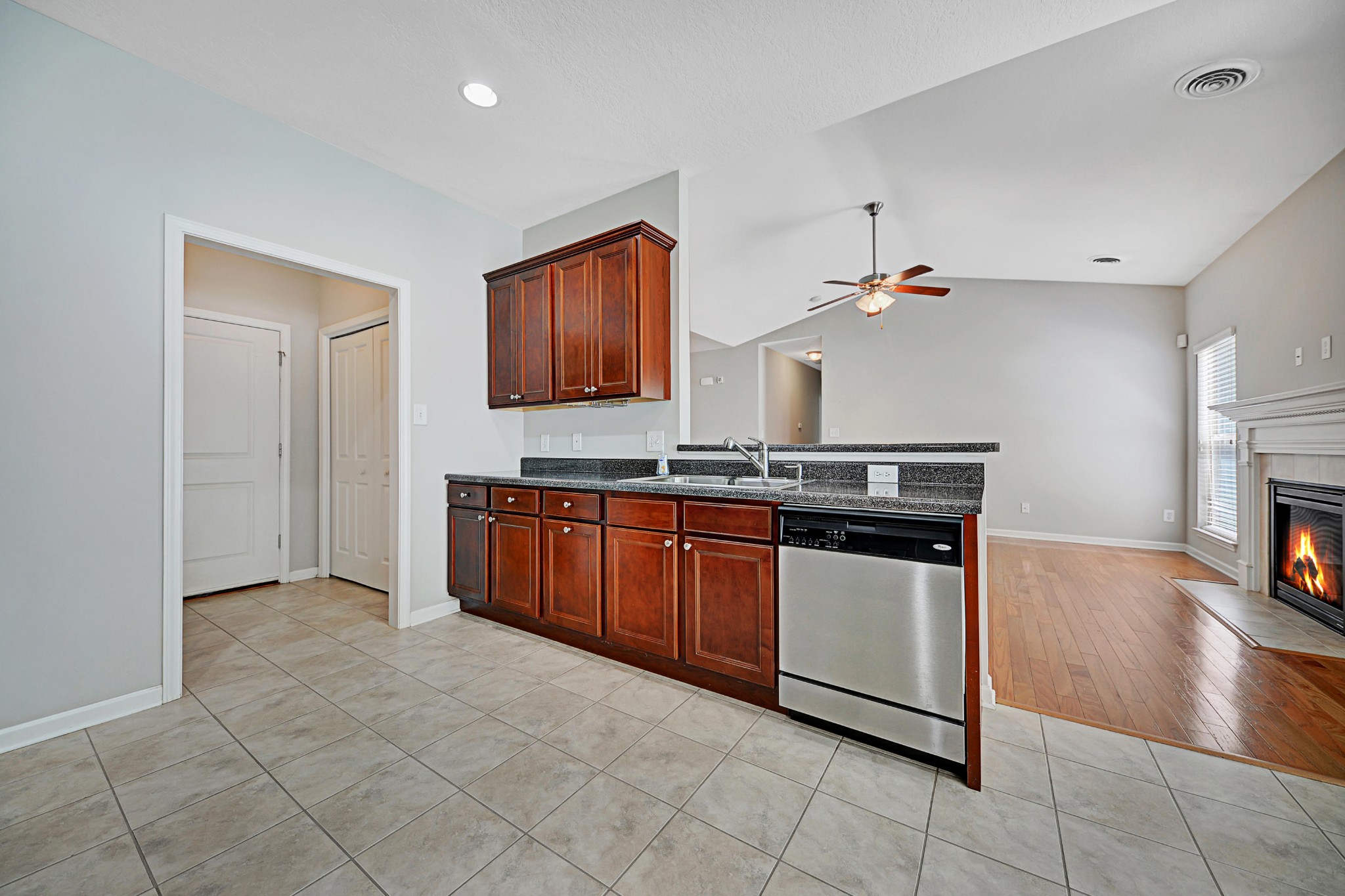 1421 Dempsey Road Knoxville, TN 37932 - Photo 4 of 18 Gallery Image 4