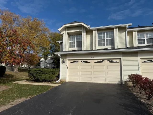 $3,100 | 612 Newbury Lane, Schaumburg, IL 60173