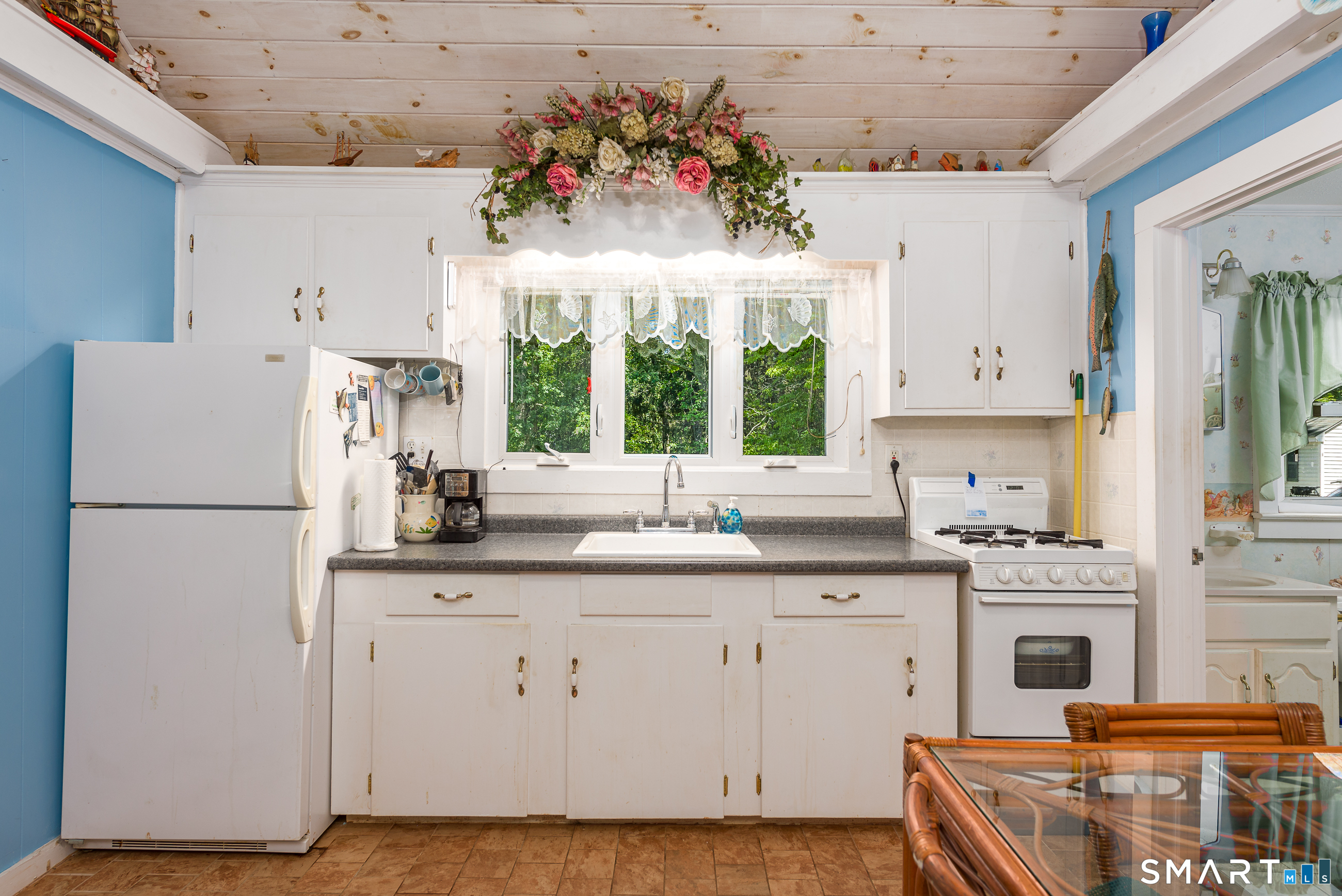 49 Cottage Road, Unit 3 Madison, CT 06443 - Photo 12 of 27