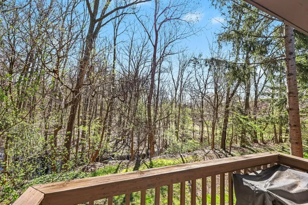 $340,000 | 220 Lyn Anne Court, Ann Arbor, MI 48103