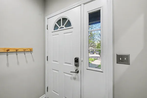 $340,000 | 220 Lyn Anne Court, Ann Arbor, MI 48103