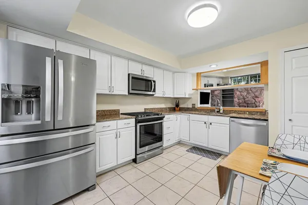 $340,000 | 220 Lyn Anne Court, Ann Arbor, MI 48103