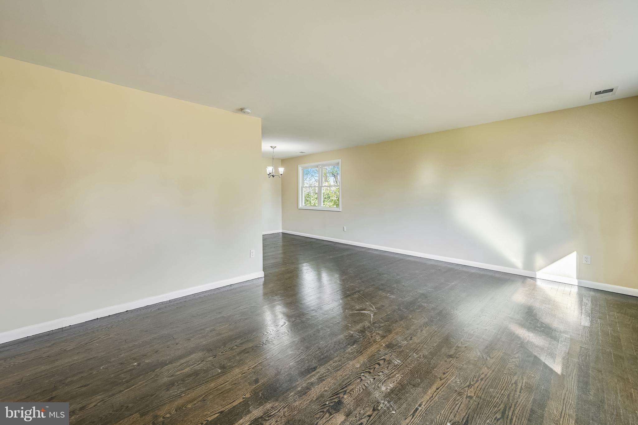 2108 Kalb Manor Road Baltimore, MD 21244 - Photo 6 of 48