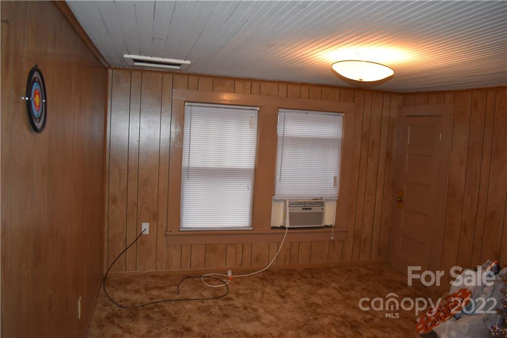 469 Valley Road Marion, NC 28752 - Photo 21 of 31 Gallery Image 21
