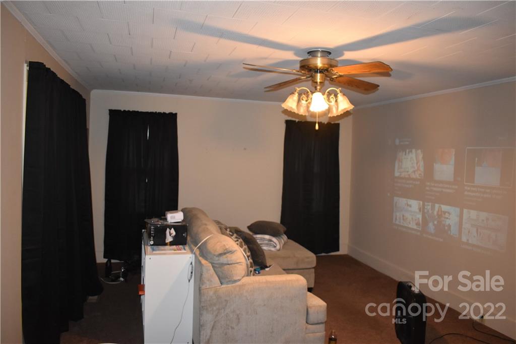 469 Valley Road Marion, NC 28752 - Photo 8 of 31 Gallery Image 8