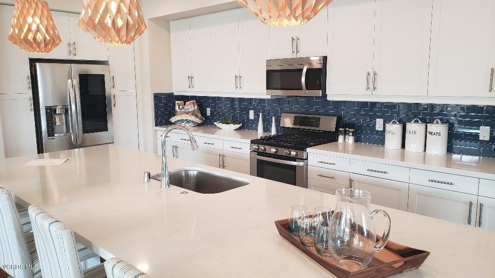 2810 Wagon Wheel Road, Unit 204 Oxnard, CA 93036 - Photo 3 of 15 20190925_151026_resized