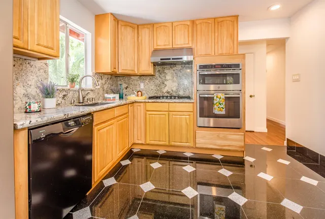 $799,900 | 754 Hawthorn Lane, Davis, CA 95616