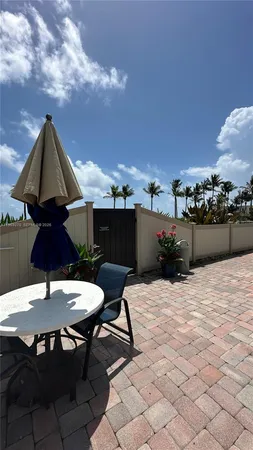 $3,200 | 330 Southeast 20th Avenue, Unit 303, Deerfield Beach, FL 33441