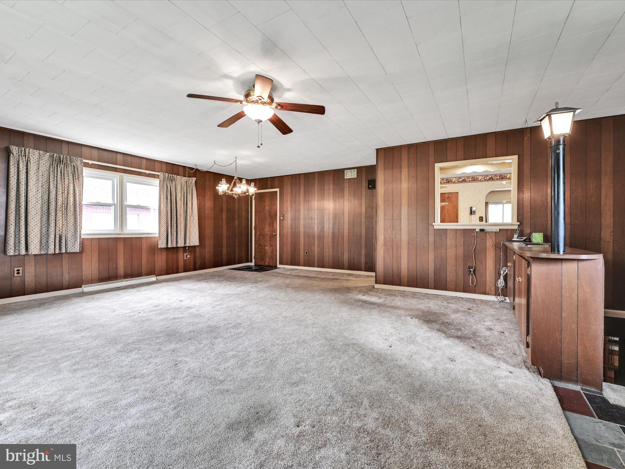 131 Oakview Road Lancaster, PA 17602 - Photo 12 of 26 V3