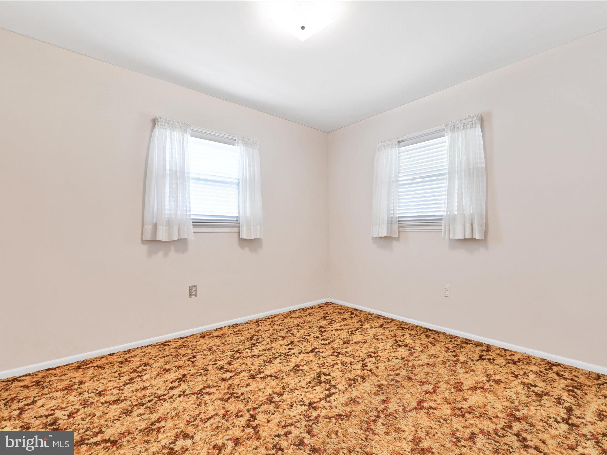 131 Oakview Road Lancaster, PA 17602 - Photo 13 of 26 Bedroom 1