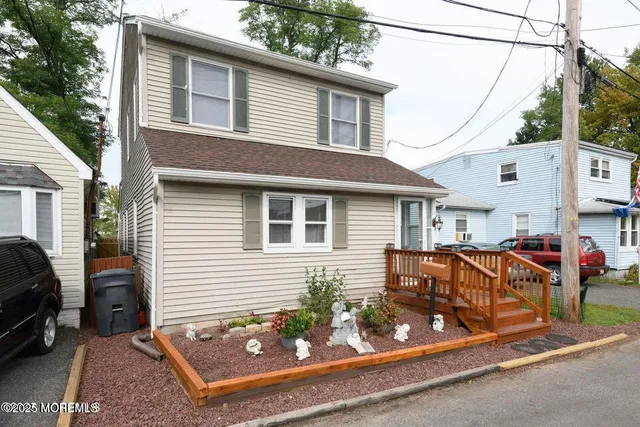 $3,200 | 127 Sixth Street, Keansburg, NJ 07734