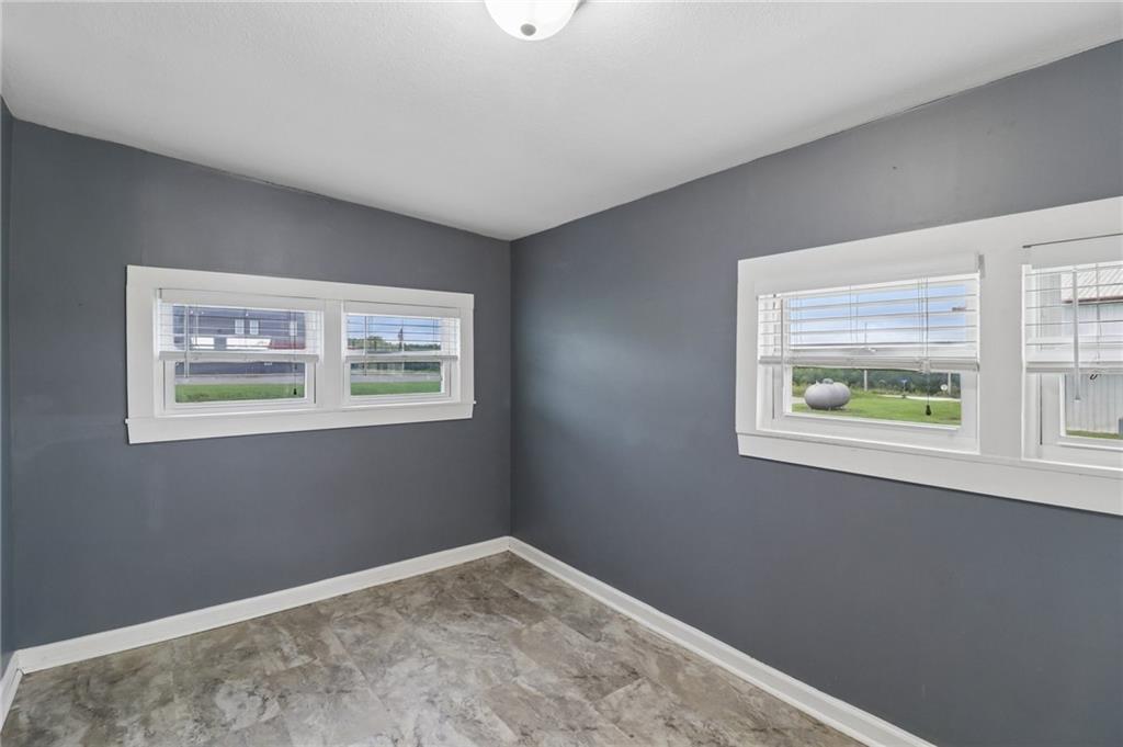 307 East 1100th Road Baldwin City, KS 66006 - Photo 8 of 41
