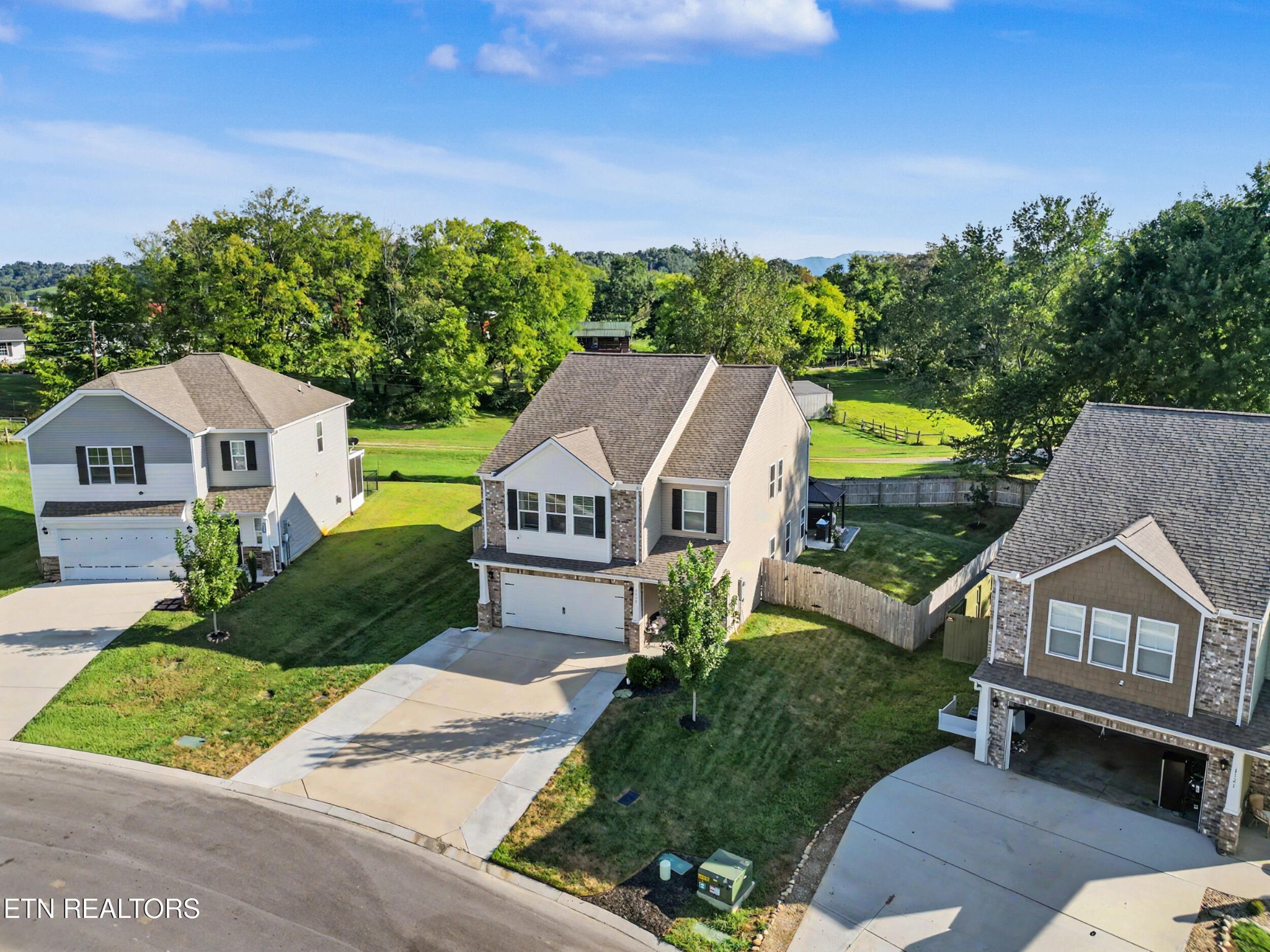 1117 Beacon Road Sevierville, TN 37876 - Photo 40 of 48 Gallery Image 40