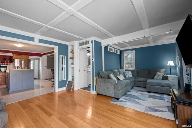 $189,900 | 126 South Genessee Street, Blue Grass, IA 52726