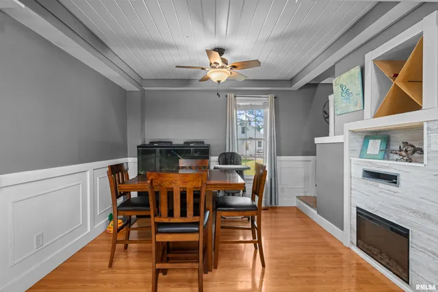 $189,900 | 126 South Genessee Street, Blue Grass, IA 52726