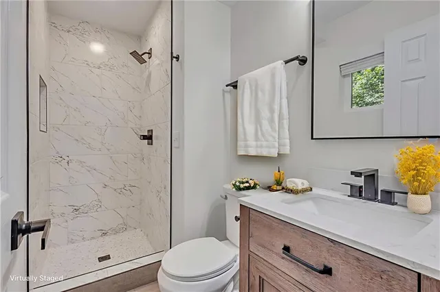 $250,000 | 1733 Hollyhock Terrace, Decatur, GA 30032