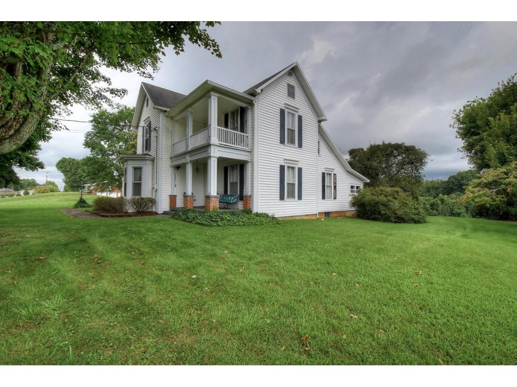 2255 Dave Buck Road Johnson City, TN 37601 - Photo 3 of 35 Photo 3