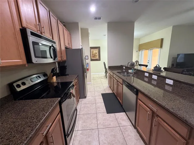 $2,400 | 8977 Coco Palm Road, Kissimmee, FL 34747