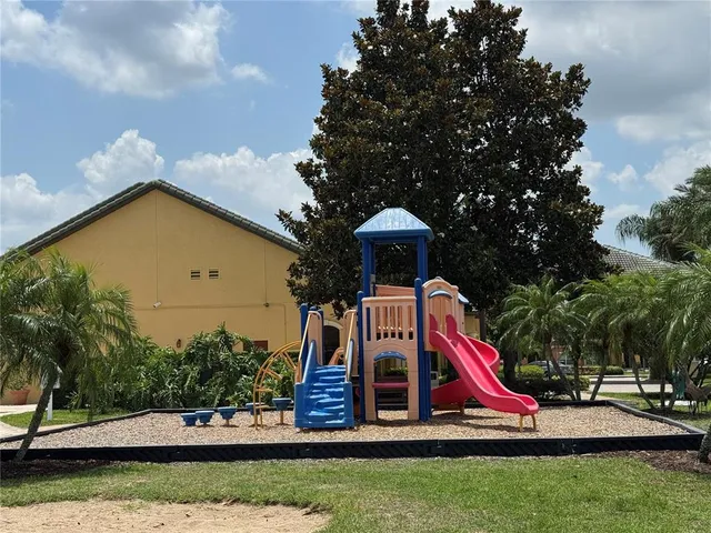 $2,400 | 8977 Coco Palm Road, Kissimmee, FL 34747