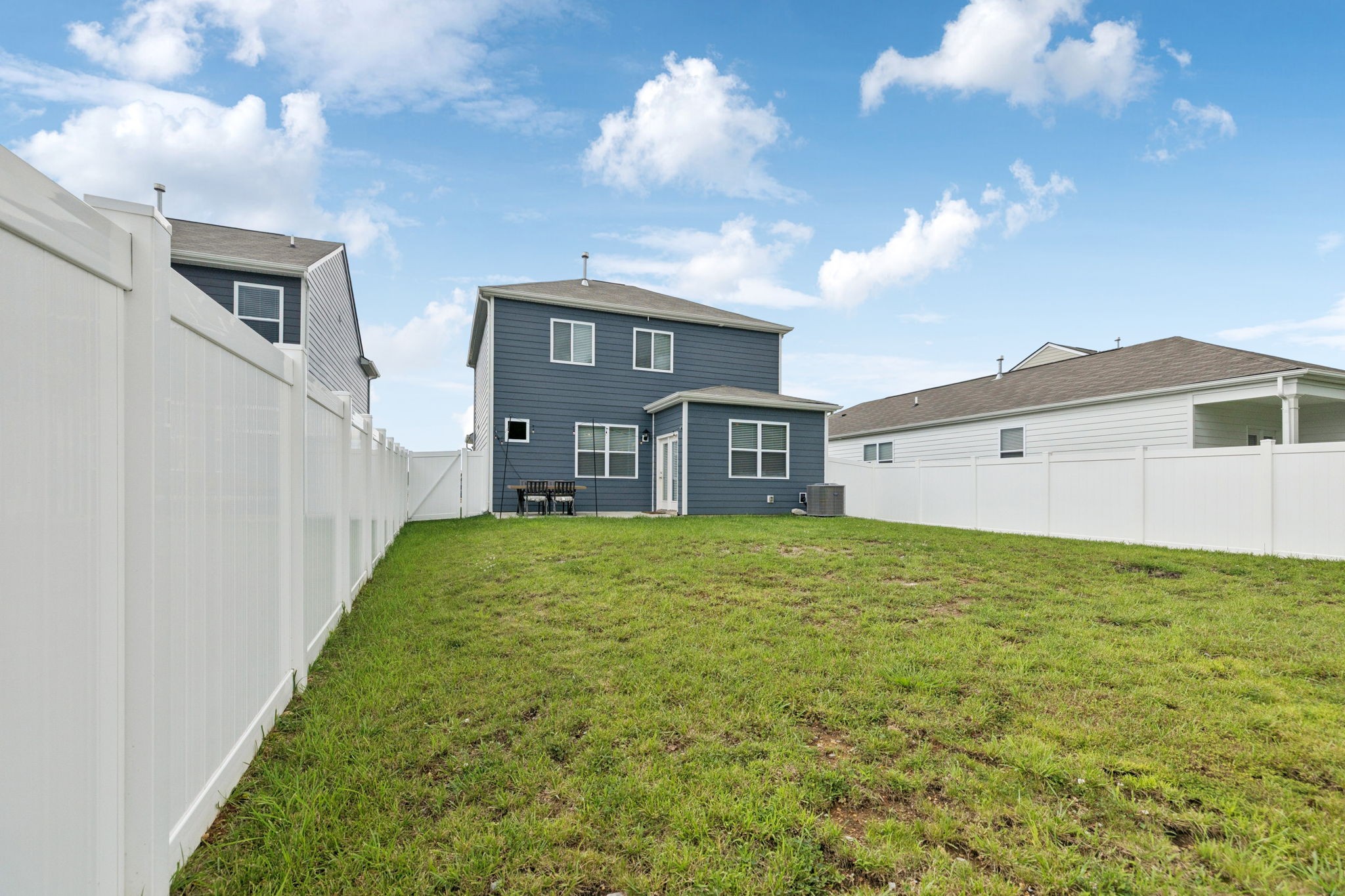 868 Long Leaf Road Lebanon, TN 37087 - Photo 27 of 40 a view of a house with backyard