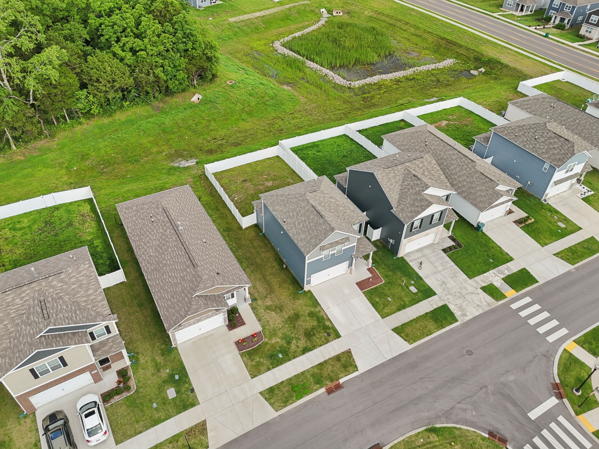 868 Long Leaf Road Lebanon, TN 37087 - Photo 38 of 40 an aerial view of a house with a garden