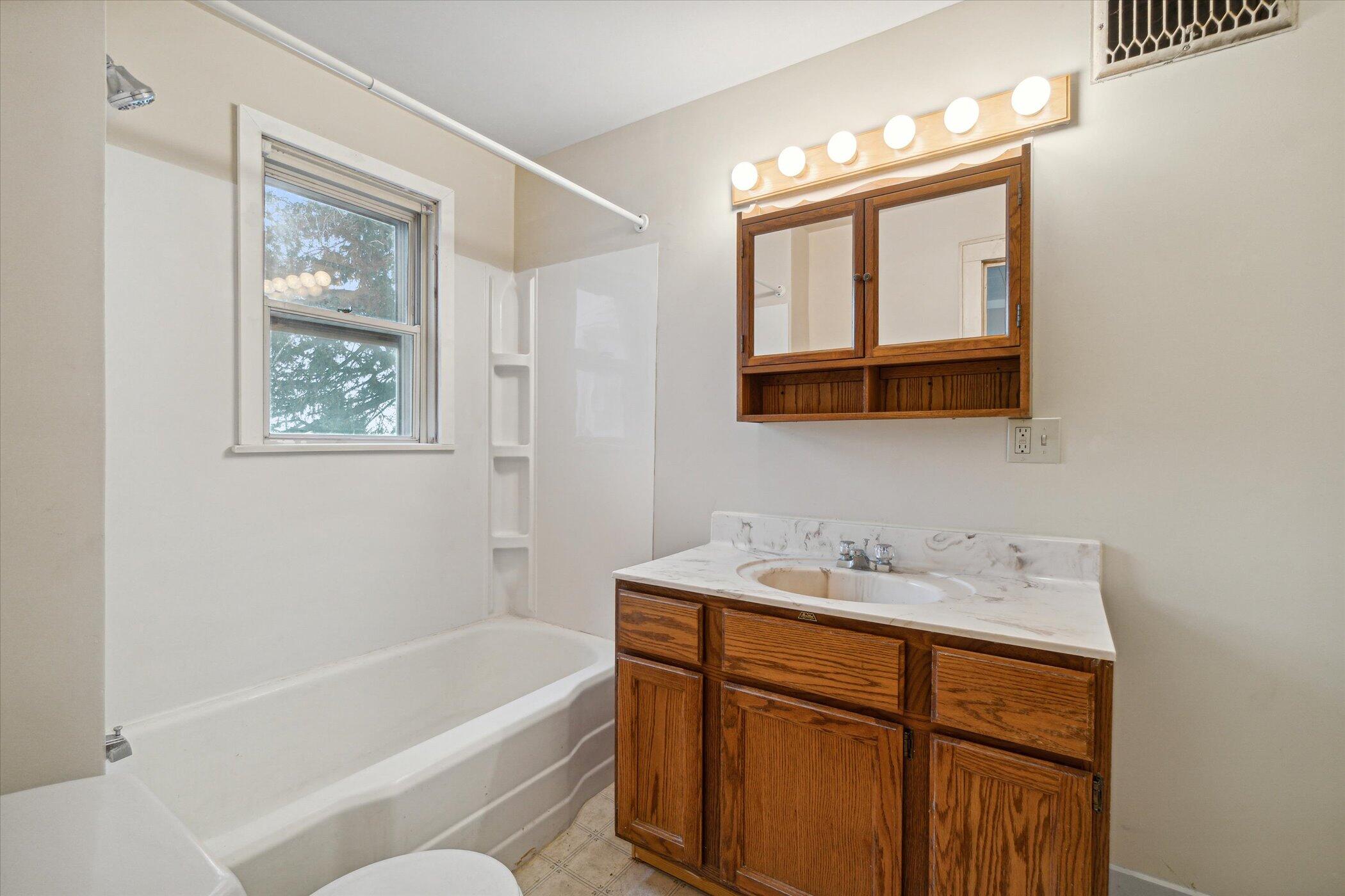 3919 Litle Road Concord, MI 49237 - Photo 22 of 38 18-3919-Litle-Rd-Concord-MI-49237-Window