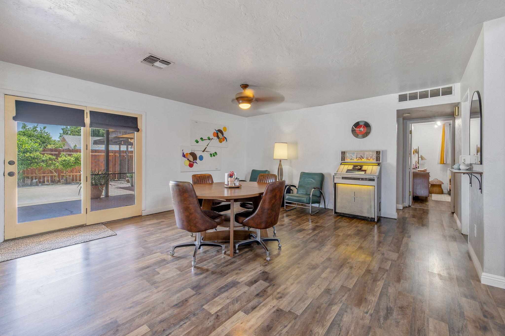 700 West Pine Street Exeter, CA 93221 - Photo 13 of 67