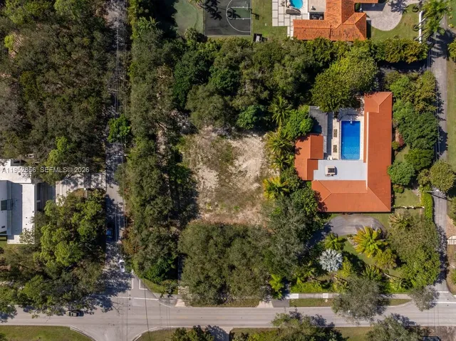 $3,650,000 | 9790 Southwest 67th Avenue, Pinecrest, FL 33156