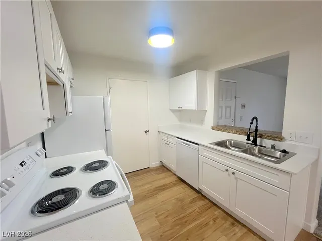 $1,050 | 221 Mission Newport Lane, Unit 101, Las Vegas, NV 89107