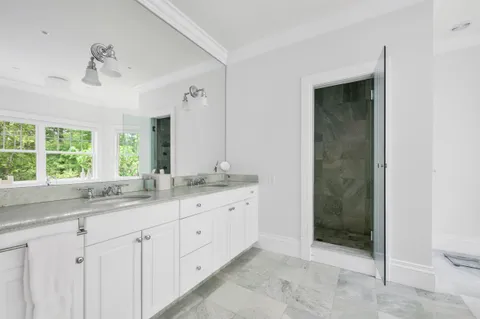 $3,500,000 | 140 Seapuit Road, Osterville, MA 02655