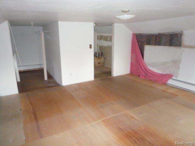 11928 Creek Road Carleton, MI 48117 - Photo 5 of 10 Bedroom_3