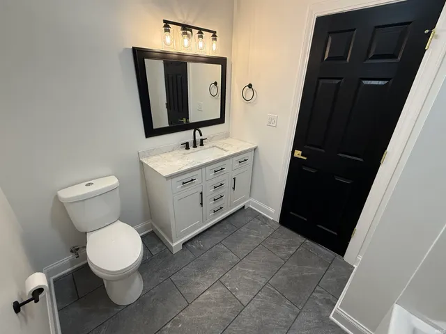 $459,900 | 3030 East Carowinds Court, Bloomington, IN 47401