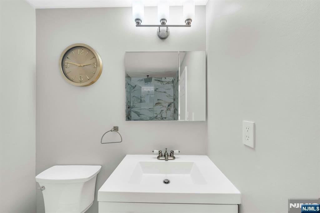 100 Old Palisade Road, Unit 3912 Fort Lee, NJ 07024 - Photo 19 of 30