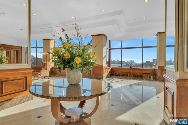 $498,888 | 100 Old Palisade Road, Unit 3912, Fort Lee, NJ 07024