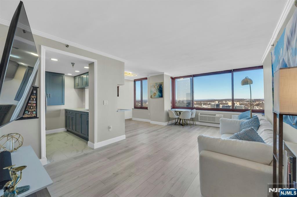 100 Old Palisade Road, Unit 3912 Fort Lee, NJ 07024 - Photo 5 of 30