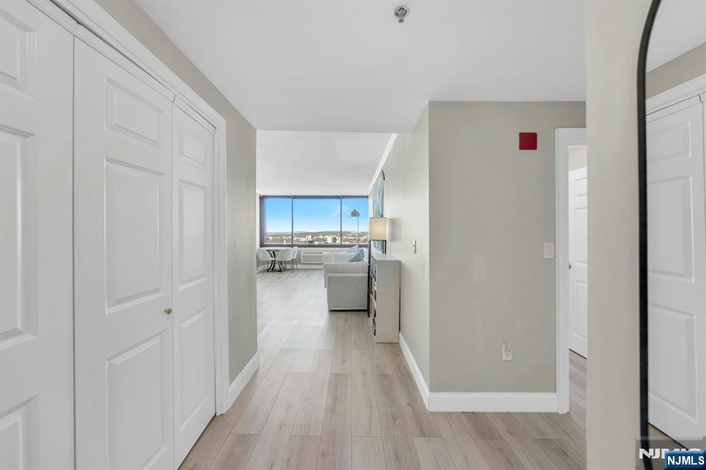 100 Old Palisade Road, Unit 3912 Fort Lee, NJ 07024 - Photo 7 of 30