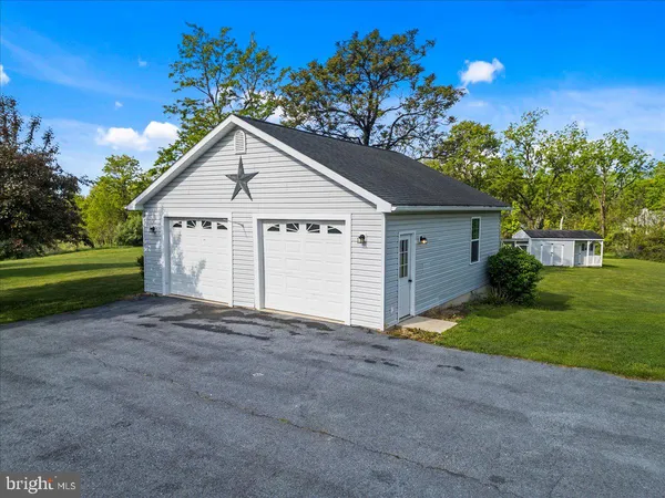 $725,000 | 30 Savannah Drive, Strasburg, VA 22657