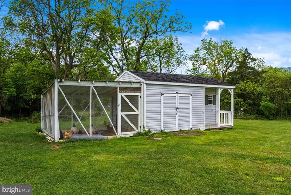 $725,000 | 30 Savannah Drive, Strasburg, VA 22657