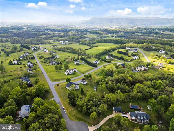 $725,000 | 30 Savannah Drive, Strasburg, VA 22657