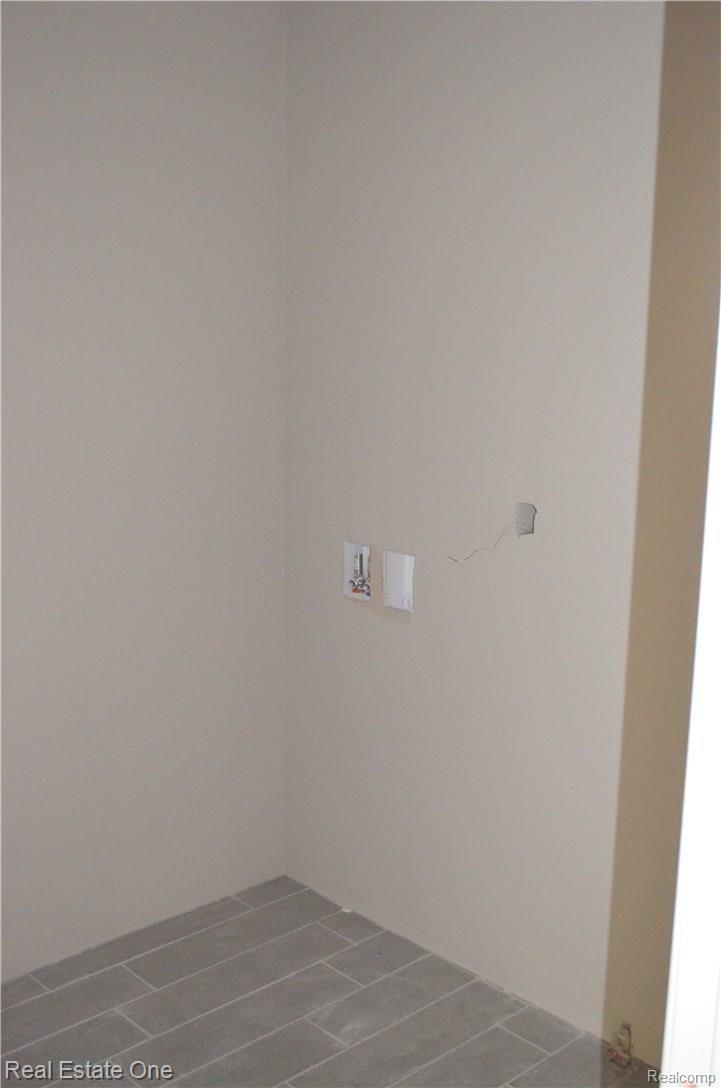 3612 Strathcona Drive Rochester, MI 48309 - Photo 38 of 47 DSC_0141.JPG