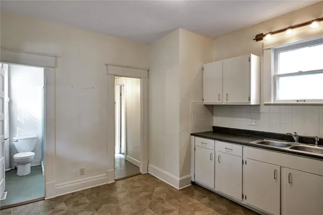 $195,000 | 4460 Francis Street, Kansas City, KS 66103