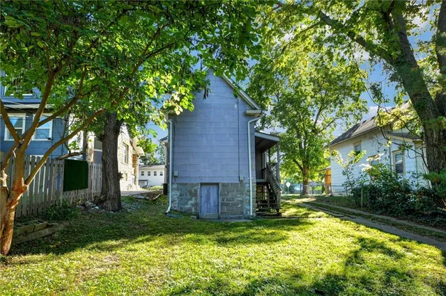 $195,000 | 4460 Francis Street, Kansas City, KS 66103