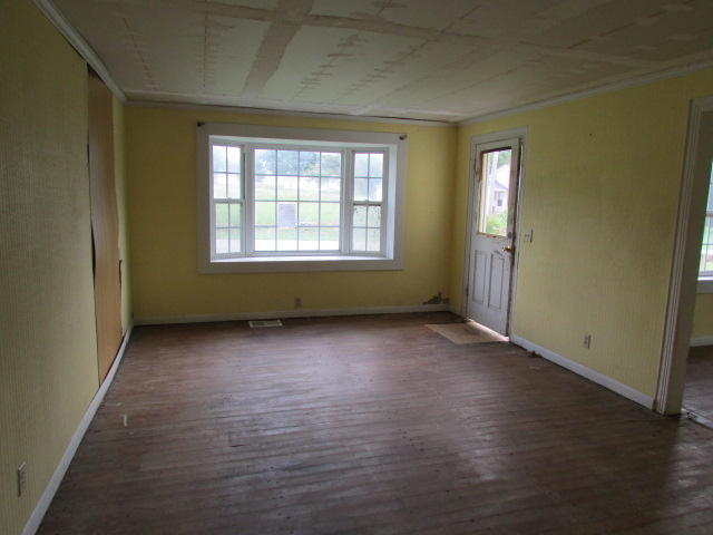 1404 Fairview Road Harriman, TN 37748 - Photo 8 of 16 IMG_8162