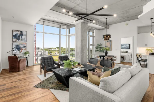 $624,900 | 700 12th Avenue South, Unit 1110, Nashville, TN 37203