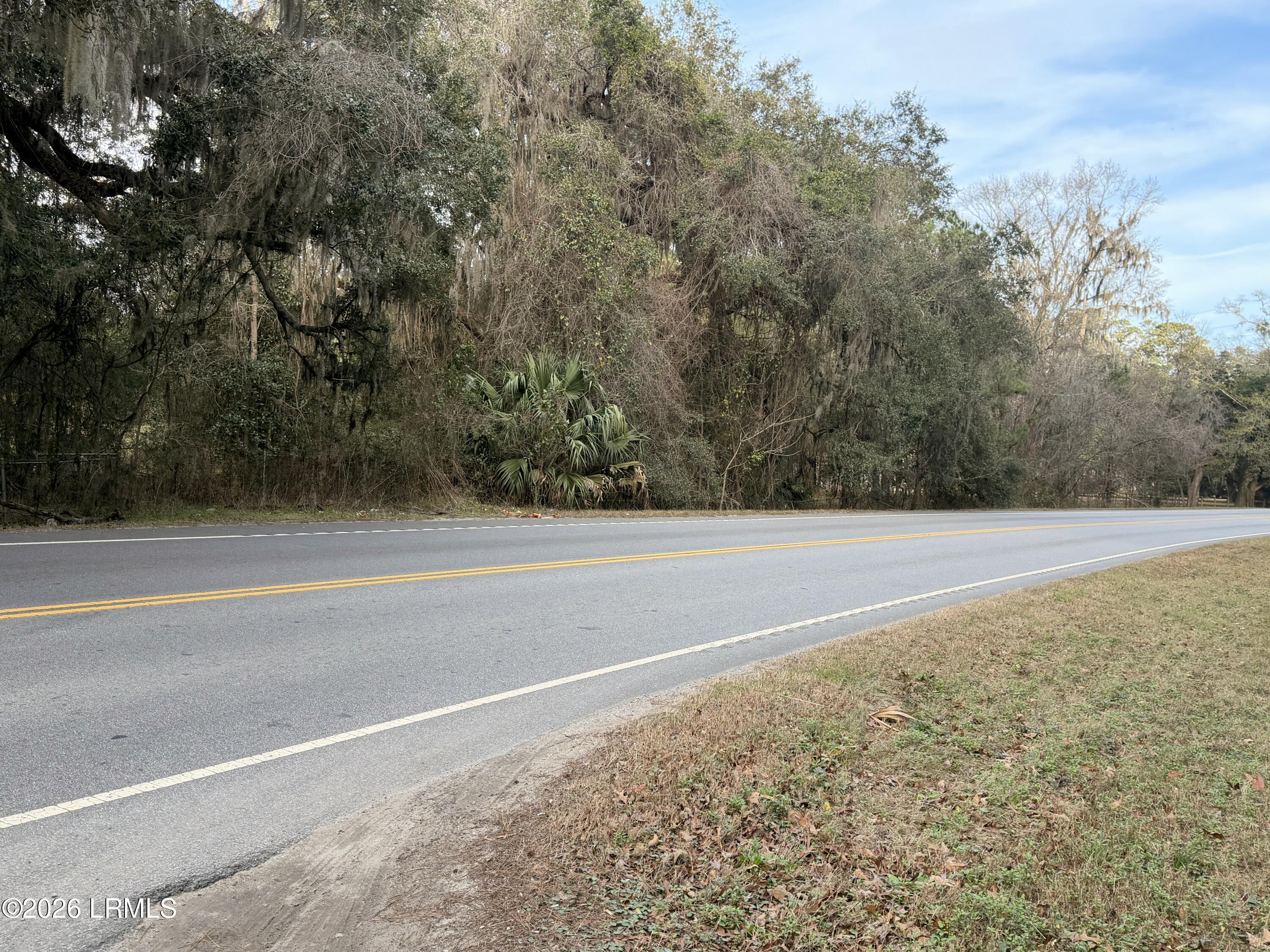 1007 May River Road Bluffton, SC 29910 - Photo 5 of 10 IMG_2727 Tarver