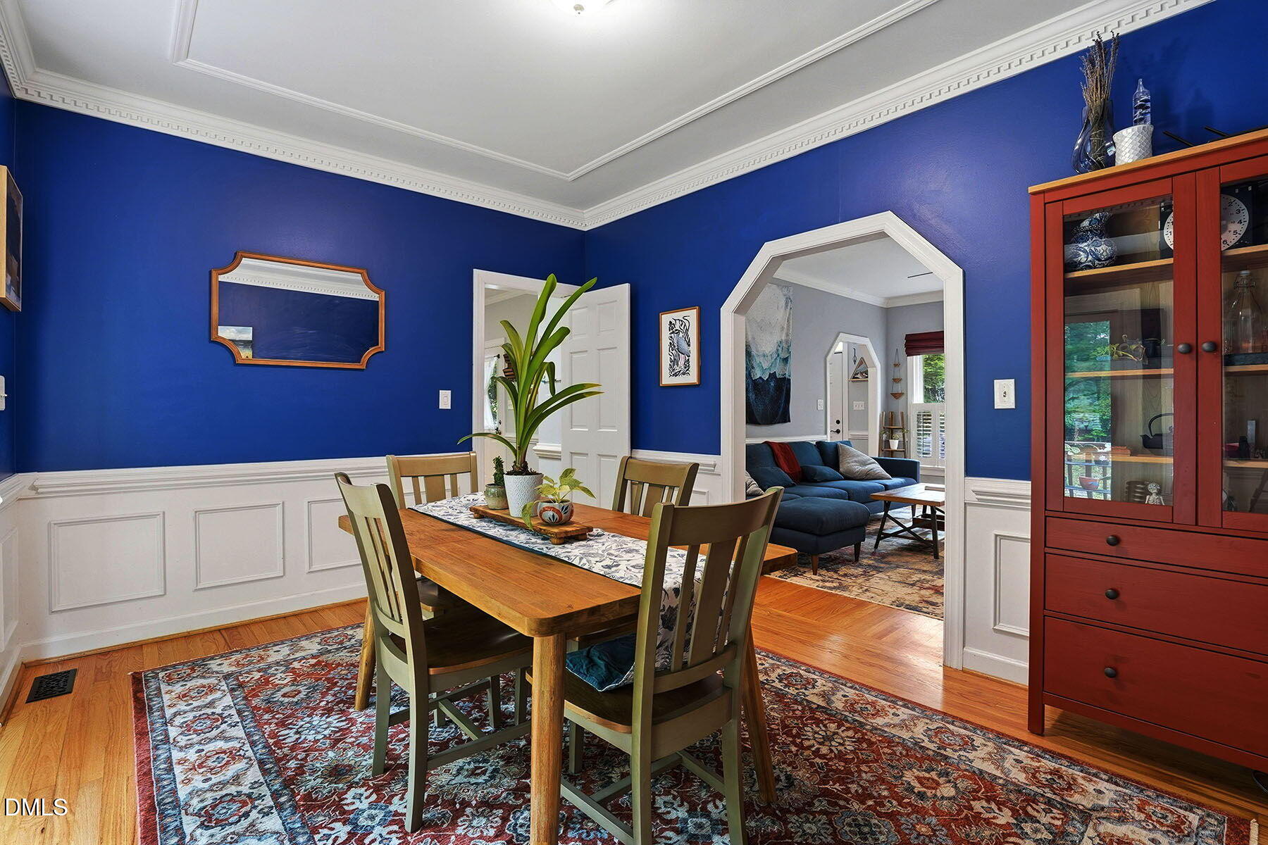 4420 Pike Road Raleigh, NC 27613 - Photo 8 of 25 DiningPIkeRd