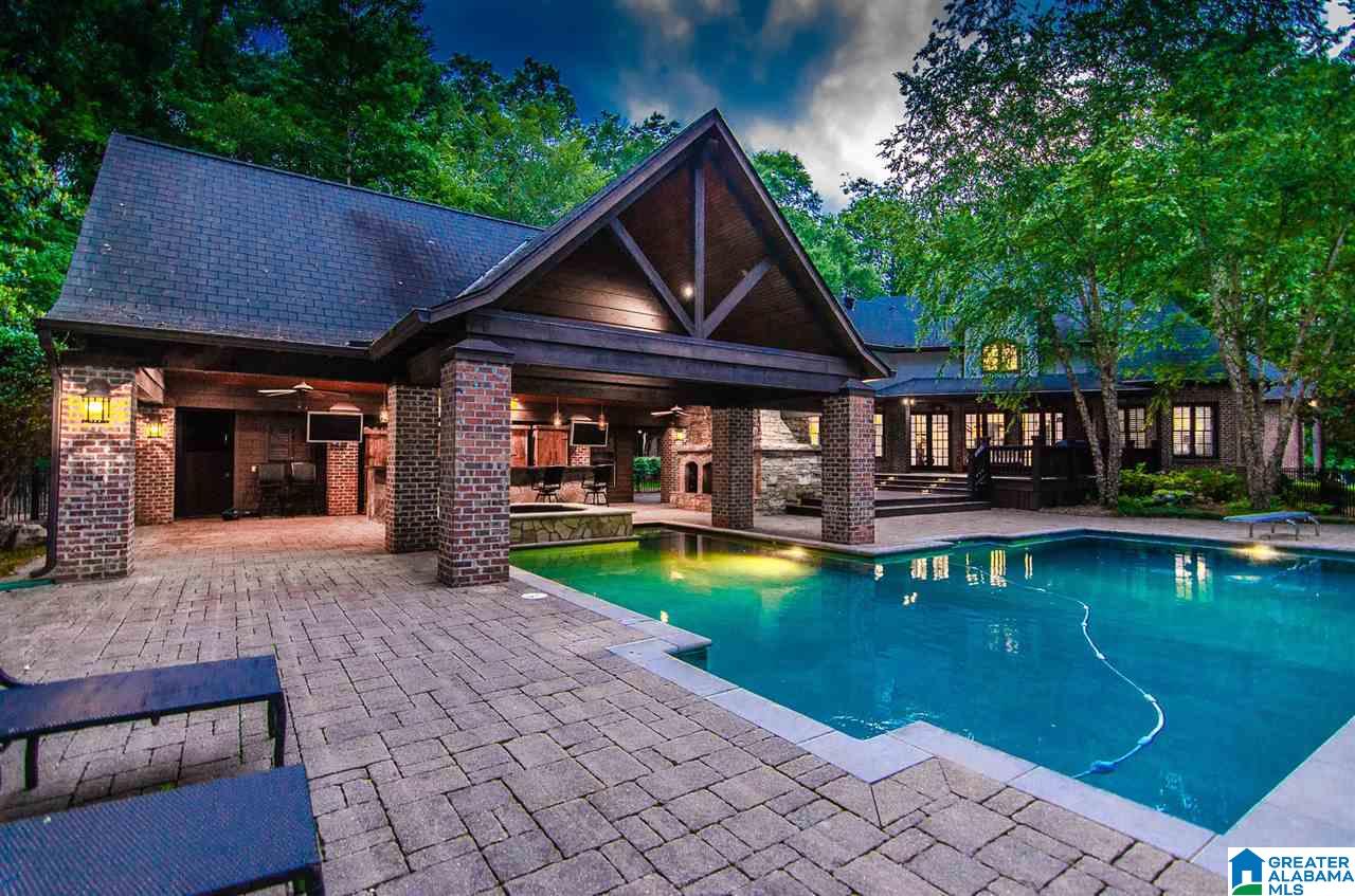 2076 Cahaba Valley Road Pelham, AL 35124 - Photo 43 of 47