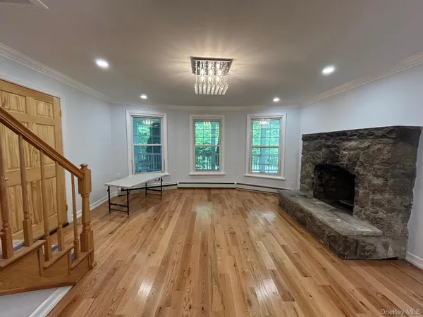 $3,050 | 196 Oakland Valley Road, Cuddebackville, NY 12729