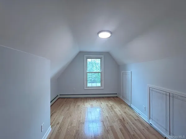 $3,050 | 196 Oakland Valley Road, Cuddebackville, NY 12729